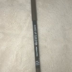 Makeup Forever Aqua eyes eyeliner